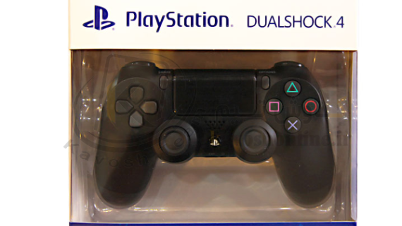 دسته بازی مدل DualShock 4